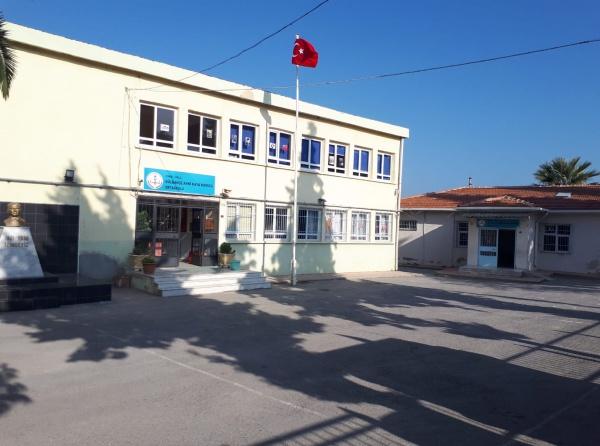 Avni Kaya Kokucu Ortaokulu Fotoğrafı